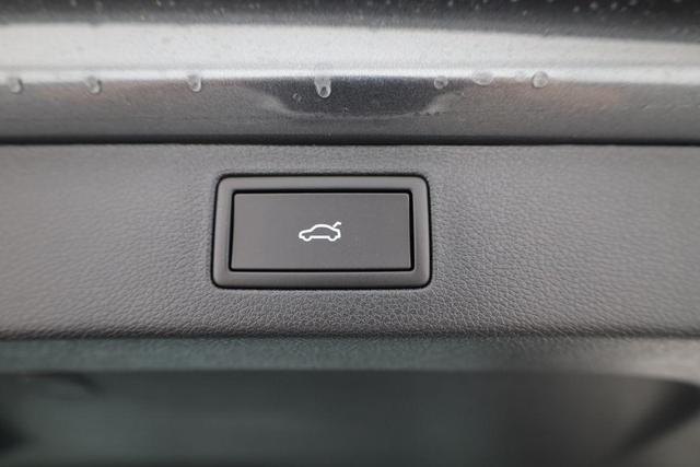 Skoda Kamiq Selection 1.5 TSI DSG 130 Jahre, el. Klappe, Side, 17-Zoll, Winter 