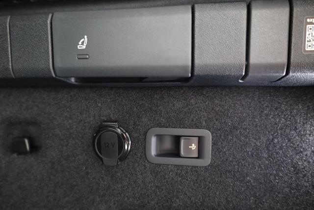 Skoda Kodiaq 2.0 TDI 142kW 4x4 Selection DSG Selection, AHK, Navi, Side, el. Klappe 