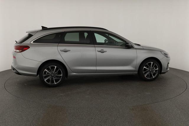 Hyundai i30 Kombi 1.0 T-GDI DCT Family, Navi, ACC, Side, Winter, 17-Zoll, Klimaautomatik 