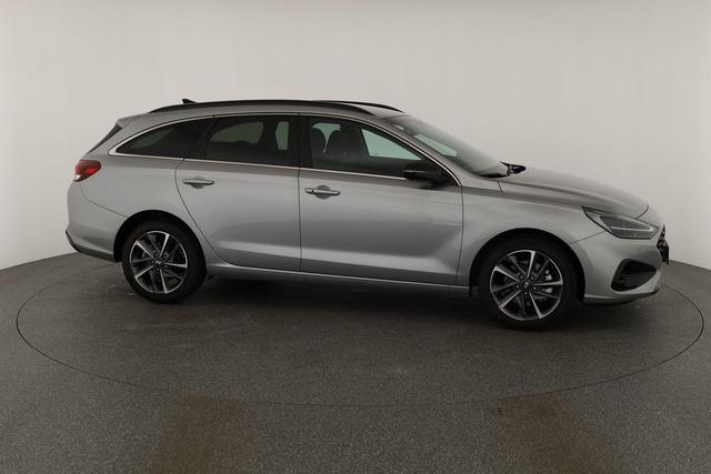 Hyundai i30 Kombi 1.0 T-GDI DCT Family, Navi, ACC, Side, Winter, 17-Zoll, Klimaautomatik 