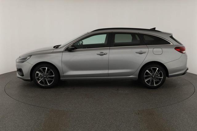 Hyundai i30 Kombi 1.0 T-GDI DCT Family, Navi, ACC, Side, Winter, 17-Zoll, Klimaautomatik 