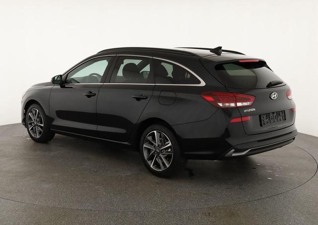 Hyundai i30 Kombi 1.0 T-GDI DCT Family, Navi, ACC, Side, Winter, 17-Zoll, Klimaautomatik 