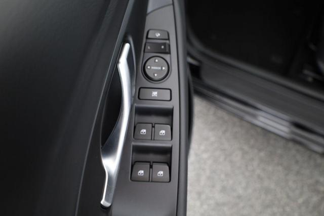 Hyundai i30 Kombi 1.0 T-GDI DCT Family, Navi, ACC, Side, Winter, 17-Zoll, Klimaautomatik 