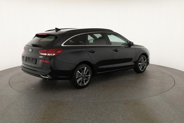 Hyundai i30 Kombi 1.0 T-GDI DCT Family, Navi, ACC, Side, Winter, 17-Zoll, Klimaautomatik 