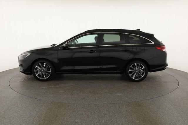 Hyundai i30 Kombi 1.0 T-GDI DCT Family, Navi, ACC, Side, Winter, 17-Zoll, Klimaautomatik 