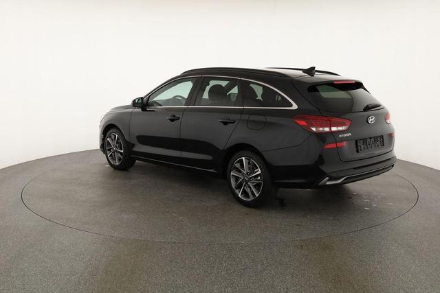 Hyundai i30 Kombi 1.0 T-GDI DCT Family, Navi, ACC, Side, Winter, 17-Zoll, Klimaautomatik 