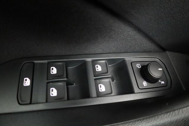 Skoda Kamiq Selection 1.0 TSI DSG Selection, AHK, Matrix, 16-Zoll, Kamera, Winter, 4-J Garantie 
