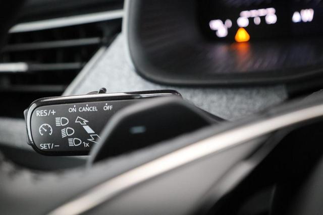 Skoda Kamiq Selection 1.0 TSI DSG Selection, AHK, Matrix, 16-Zoll, Kamera, Winter, 4-J Garantie 