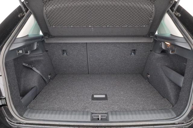 Skoda Kamiq Selection 1.0 TSI DSG Selection, AHK, Matrix, 16-Zoll, Kamera, Winter, 4-J Garantie 