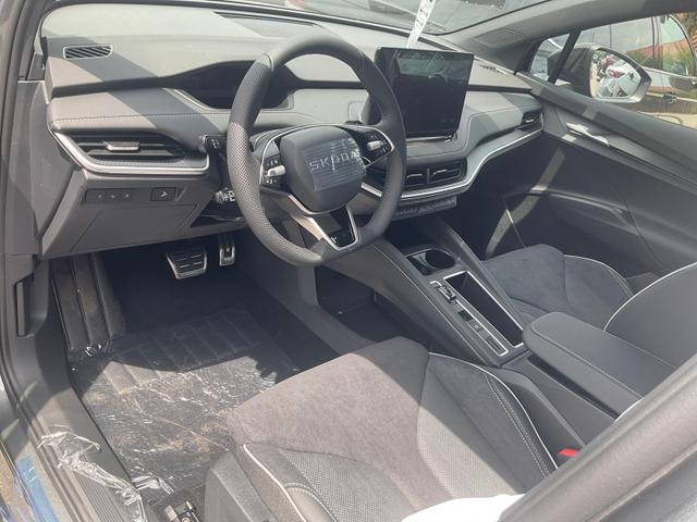 Skoda Enyaq - 85 x Sportline 85x Sportline, AHK, 20-Zoll, Navi, Matrix, sofort