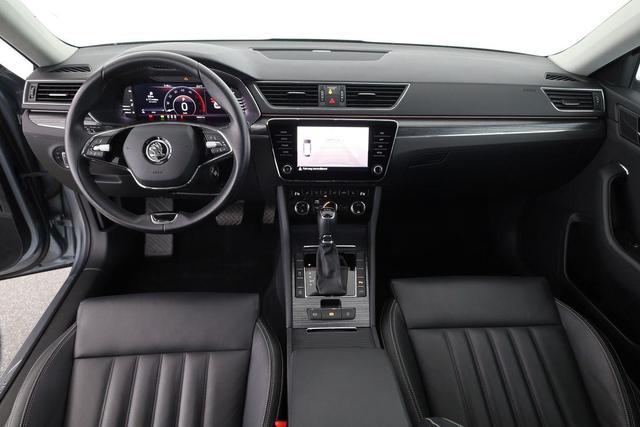 Skoda Superb Combi Style 2.0 TDI DSG Style, Leder, Matrix, 1. Hand, Navi, Kamera 