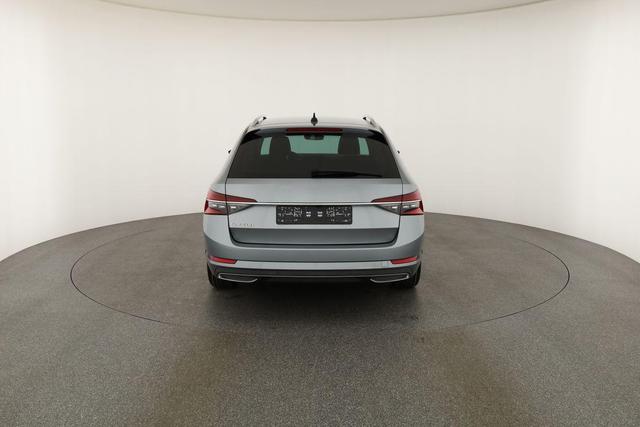 Skoda Superb Combi Style 2.0 TDI DSG Style, Leder, Matrix, 1. Hand, Navi, Kamera 
