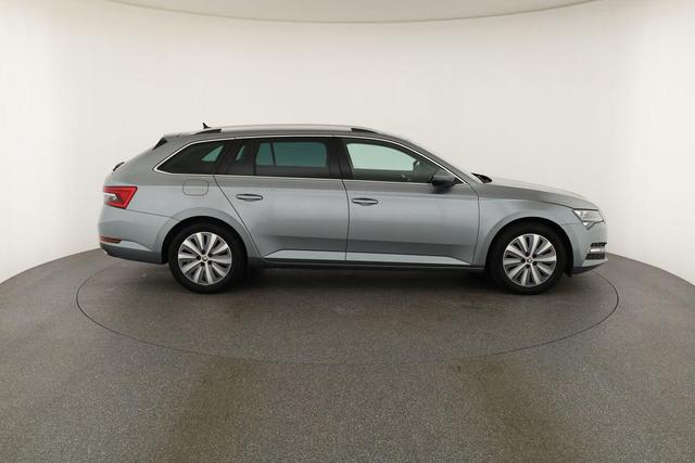 Skoda Superb Combi Style 2.0 TDI DSG Style, Leder, Matrix, 1. Hand, Navi, Kamera 