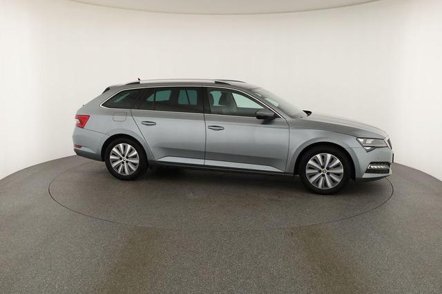 Skoda Superb Combi Style 2.0 TDI DSG Style, Leder, Matrix, 1. Hand, Navi, Kamera 