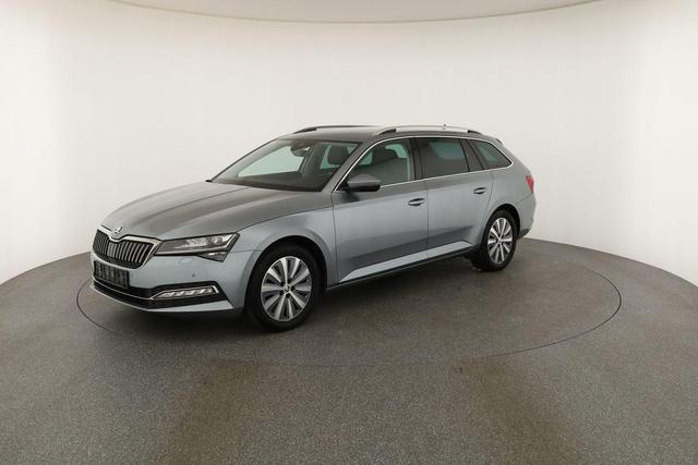 Skoda Superb Combi Style 2.0 TDI DSG Style, Leder, Matrix, 1. Hand, Navi, Kamera 