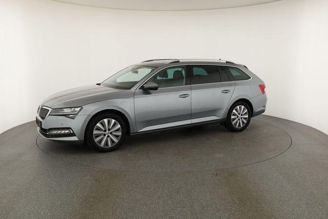 Skoda Superb Combi Style 2.0 TDI DSG Style, Leder, Matrix, 1. Hand, Navi, Kamera 