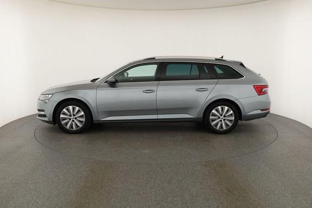 Skoda Superb Combi Style 2.0 TDI DSG Style, Leder, Matrix, 1. Hand, Navi, Kamera 