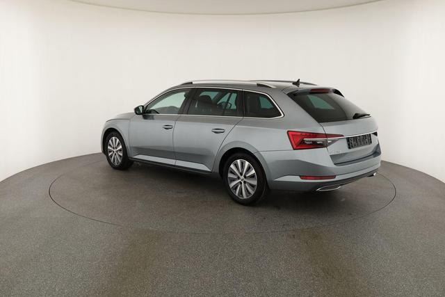 Skoda Superb Combi Style 2.0 TDI DSG Style, Leder, Matrix, 1. Hand, Navi, Kamera 