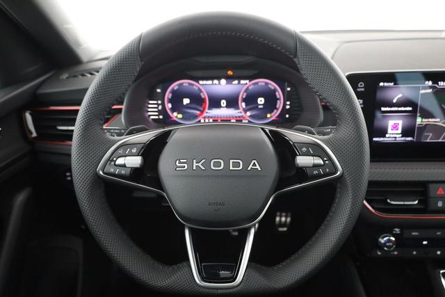 Skoda Kamiq Monte Carlo 1.0 TSI DSG Carlo, AHK, Navi, Matrix, 18-Zoll, Pano, 5-J Garantie 