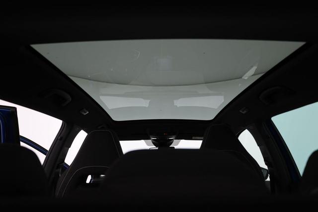 Skoda Kamiq Monte Carlo 1.5 TSI DSG Carlo, AHK, Navi, Matrix, 18-Zoll, Side, ACC, Pano, 5-J Garantie 