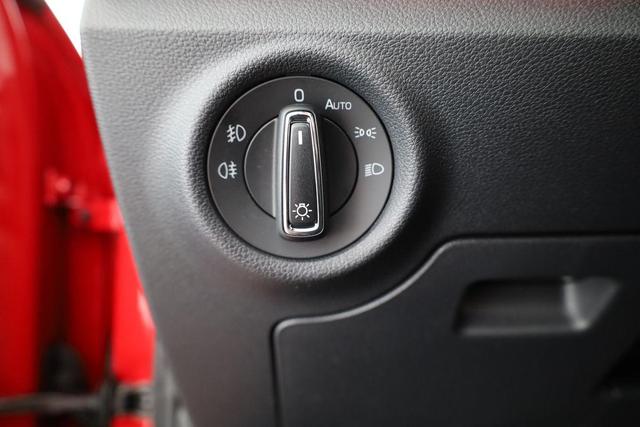 Skoda Kamiq Monte Carlo 1.5 TSI DSG Carlo, AHK, Navi, Matrix, 18-Zoll, Side, ACC, Pano, 5-J Garantie 