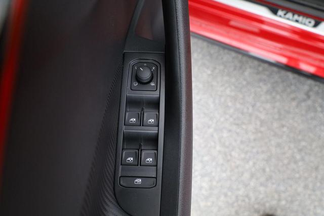 Skoda Kamiq Monte Carlo 1.5 TSI DSG Carlo, AHK, Navi, Matrix, 18-Zoll, Side, ACC, Pano, 5-J Garantie 