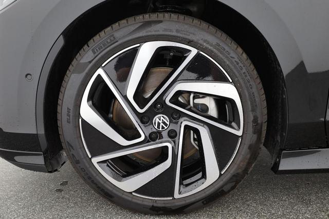 Volkswagen ID.7 Kombi Pro 210 kW Tourer Pro, 20-Zoll, Harman, HuD, IQ.Light, AreaView, easyOpen, NaviPro Max 
