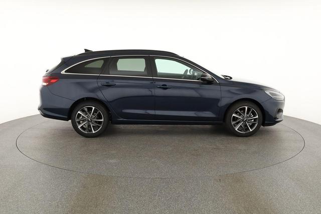 Hyundai i30 Kombi 1.0 T-GDI DCT Family, Navi, ACC, Side, Winter, 17-Zoll, Klimaautomatik 