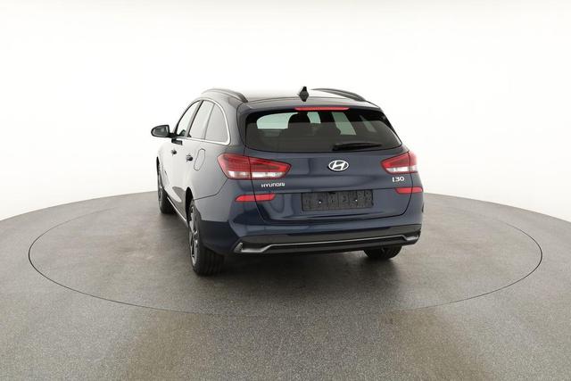 Hyundai i30 Kombi 1.0 T-GDI DCT Family, Navi, ACC, Side, Winter, 17-Zoll, Klimaautomatik 