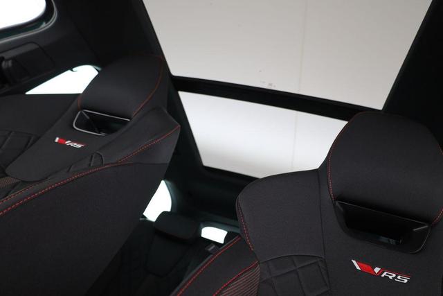 Skoda Octavia Combi RS 2.0 TSI DSG, Sonderlackierung, Pano, AHK, 19 Zoll, Canton, el. Klappe, Navi, Matrix, sofort 