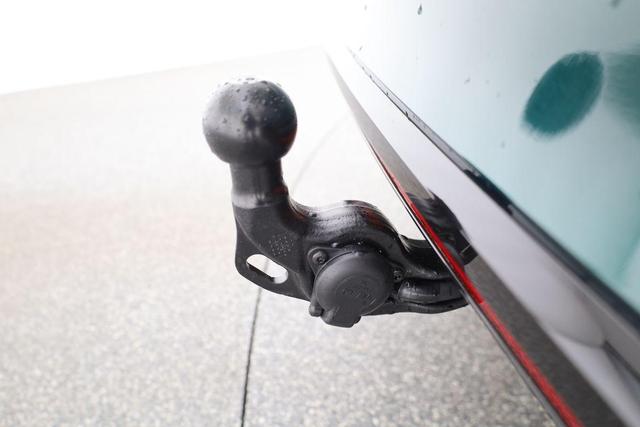 Skoda Octavia Combi RS 2.0 TSI DSG, Sonderlackierung, Pano, AHK, 19 Zoll, Canton, el. Klappe, Navi, Matrix, sofort 