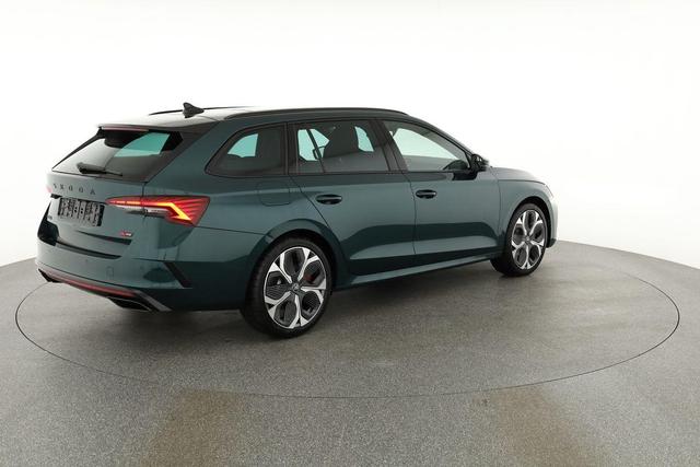Skoda Octavia Combi RS 2.0 TSI DSG, Sonderlackierung, Pano, AHK, 19 Zoll, Canton, el. Klappe, Navi, Matrix, sofort 