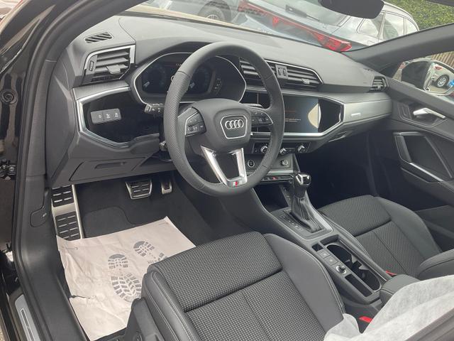 Audi Q3 Sportback - 45 TFSI quattro S line qu S-LINE, AHK, Optik schwarz, Navi, Kamera, el. Klappe