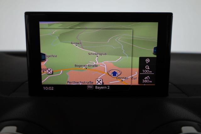 Audi Q2 quattro basis 2.0 TDI S-Tronic, LED, Navi MMI, el. Klappe, sofort 