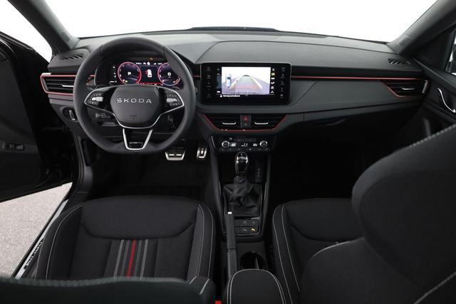 Skoda Kamiq Monte Carlo 1.5 TSI DSG Carlo, AHK, Navi, Matrix, 18-Zoll, Side, ACC, Pano, 5-J Garantie 