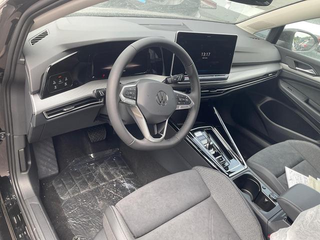 Volkswagen Golf - 1.5 TSI eHybrid 150 kW VIII Style, AHK, Navi, Kamera, Side, LED-Plus