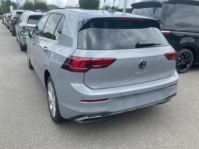 Volkswagen Golf 1.5 TSI eHybrid 150 kW VIII Style, AHK, Navi, Kamera, Side, LED-Plus 