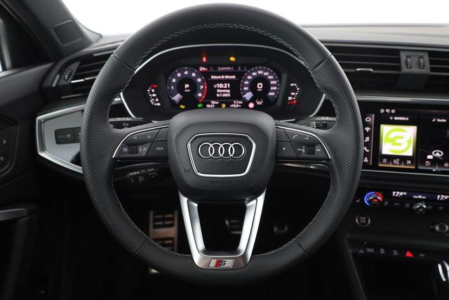 Audi Q3 Sportback 45 TFSI quattro S line qu S-LINE, AHK, Optik schwarz, Navi, Kamera, el. Klappe 