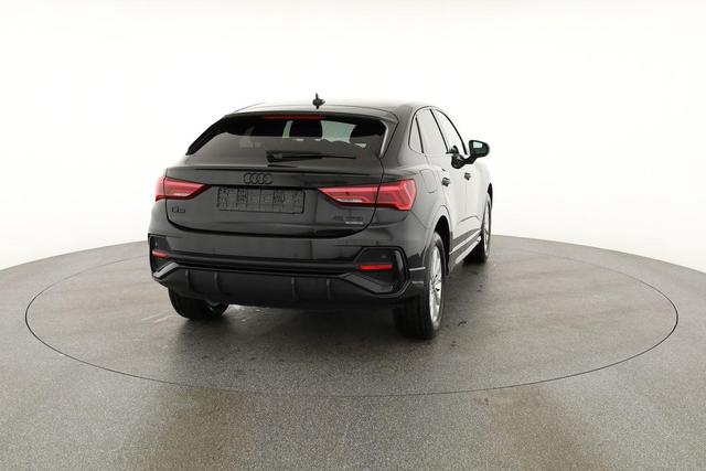 Audi Q3 Sportback 45 TFSI quattro S line qu S-LINE, AHK, Optik schwarz, Navi, Kamera, el. Klappe 