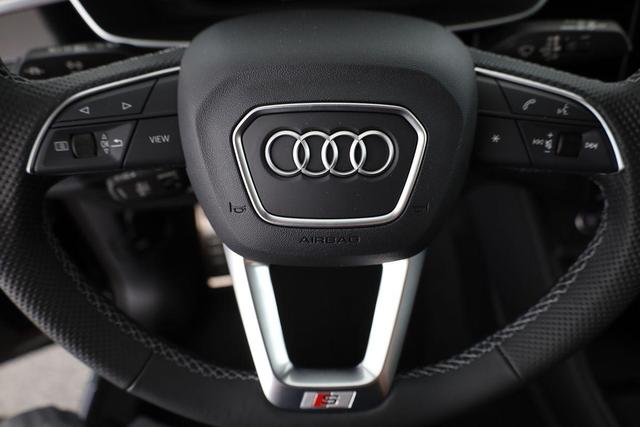 Audi Q3 Sportback 45 TFSI quattro S line qu S-LINE, Pano, AHK, 19-Zoll, Optik schwarz, Navi, Kamera, el. Klappe 
