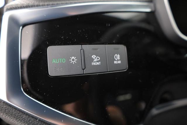Audi Q3 Sportback 45 TFSI quattro S line qu S-LINE, Pano, AHK, 19-Zoll, Optik schwarz, Navi, Kamera, el. Klappe 