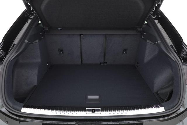 Audi Q3 Sportback 45 TFSI quattro S line qu S-LINE, Pano, AHK, 19-Zoll, Optik schwarz, Navi, Kamera, el. Klappe 