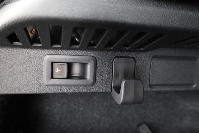 Skoda Kamiq Monte Carlo 1.5 TSI DSG Carlo, AHK, Navi, Matrix, 18-Zoll, Side, ACC, Pano, 5-J Garantie 