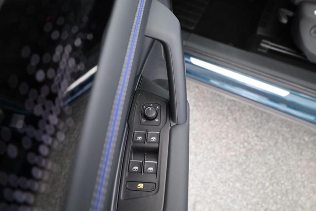 Volkswagen Tiguan 1.5 eTSI 110 kW R-Line DSG R-LINE, AHK, Pano, IQ.Light 