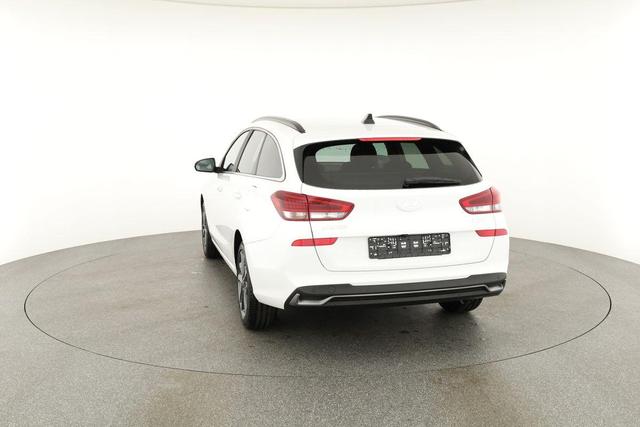 Hyundai i30 Kombi 1.0 T-GDI DCT Family, Navi, ACC, Side, Winter, 17-Zoll, Klimaautomatik 