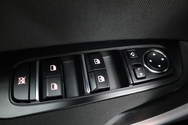 Kia Ceed 1.5 T-GDI DCT Edition, LED, Navi, Kamera, 7-J Garantie 