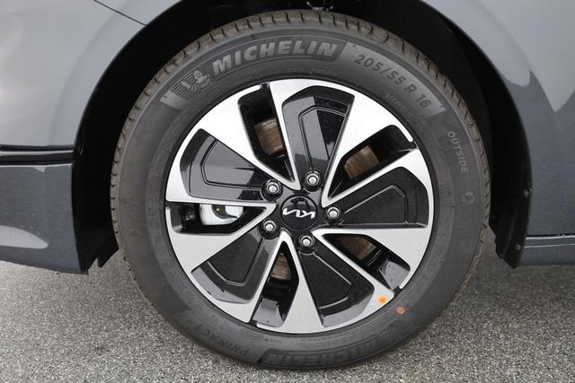 Kia Ceed 1.5 T-GDI DCT Edition, LED, Navi, Kamera, 7-J Garantie 