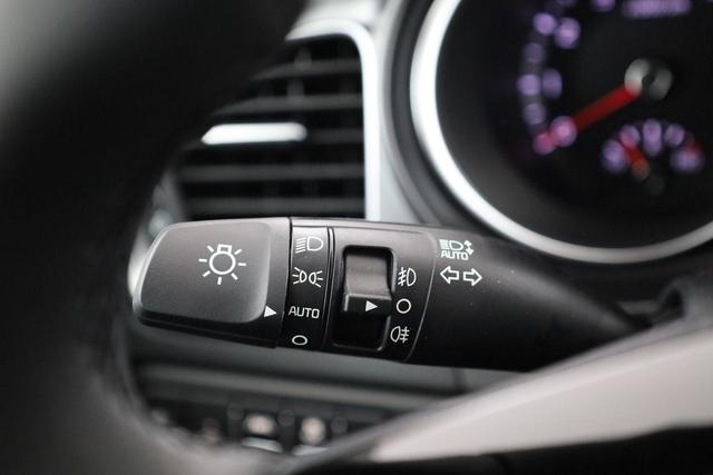 Kia Ceed 1.5 T-GDI DCT Edition, LED, Navi, Kamera, 7-J Garantie 
