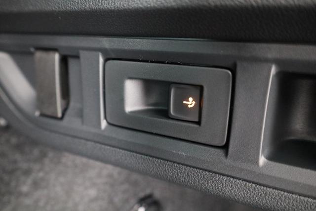 Skoda Octavia Combi RS 2.0 TSI DSG, Sonderlackierung, Pano, AHK, 19 Zoll, Canton, el. Klappe, Navi, Matrix, sofort 
