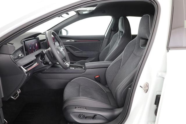 Skoda Superb Combi 1.5 TSI iV 150 kW Sportline DSG Sportline, AHK, Matrix, Side, el. Klappe, Navi 